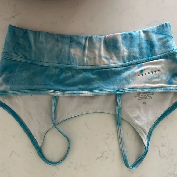 Agent 84 Airlon Cut-Out Workout Bra - Clouds - Picture 8 of 8